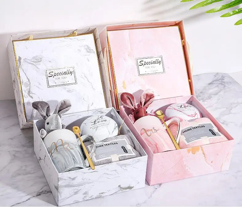 Ladies Beautiful Unique Best Sell New Gift Set 2024 Innovation Lovely Ceramic Cup Towel Gift Set wedding gifts for guests