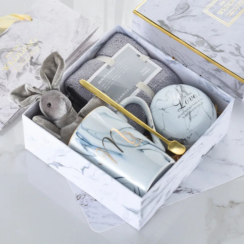 Ladies Beautiful Unique Best Sell New Gift Set 2024 Innovation Lovely Ceramic Cup Towel Gift Set wedding gifts for guests