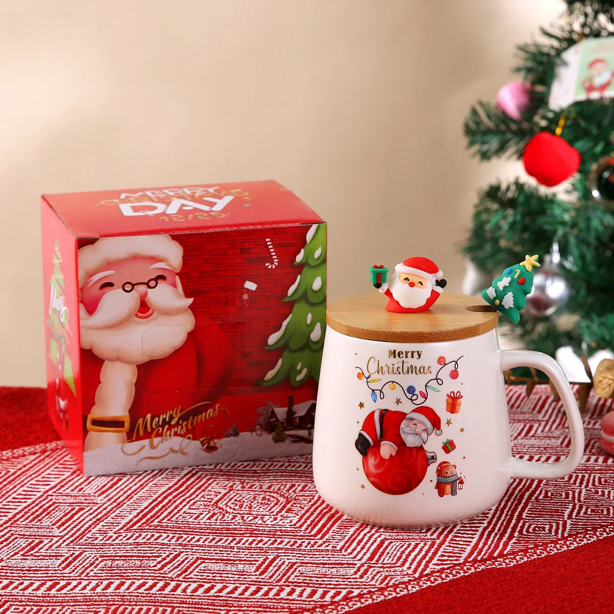 New Design 400ml Christmas Ceramic Coffee Cup Mug Santa Porcelain Gift Reusable Travel Decoration Mugs Cups with Wood Lid Spoon