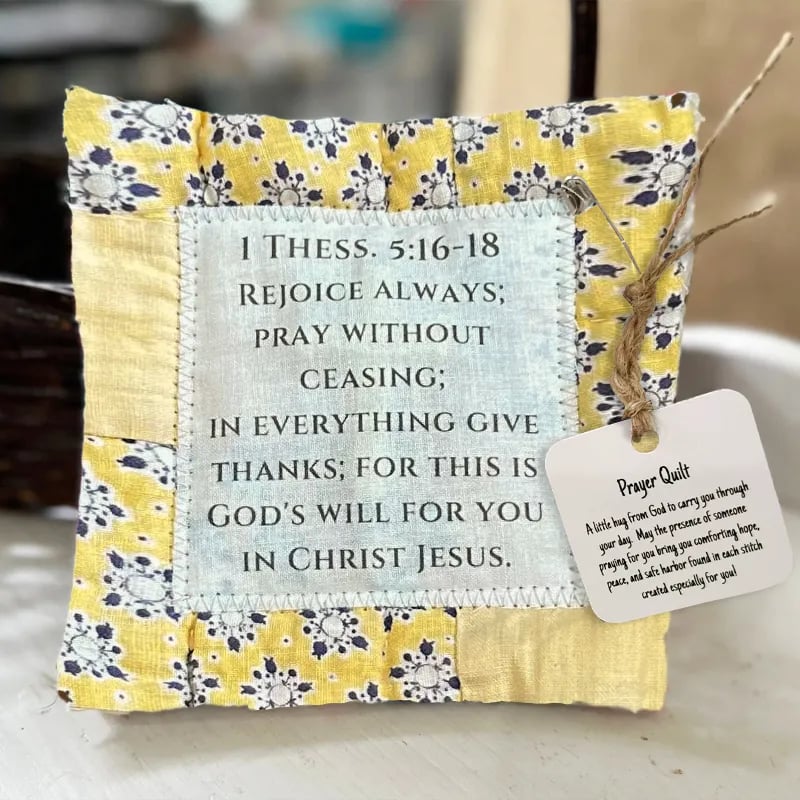 🔥Last Day 75% OFF🔥 - ✝️ Prayer Quilt with cross inside